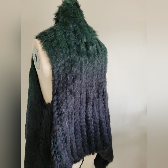BNWT RUDSAK knit rabbit fur vest ombre green and black - Picture 4 of 14